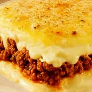 imagem do produto Escondidinho de carne com bacon e queijo 