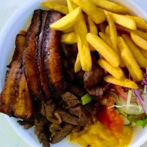 imagem do produto Isca de carne com batata e banana