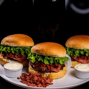 imagem do produto COMBO FAMÍLIA BACON