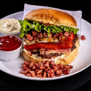 imagem do produto 2 X-Copa + refri 600ml 