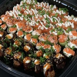 imagem do produto 10 nigui de salmão 10 hot holls g 10 Joy de pepino 10 sushi 