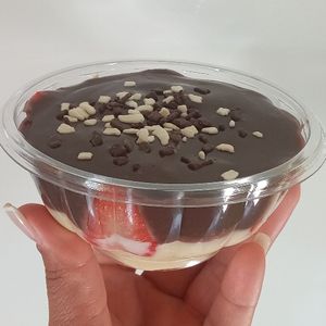 imagem do produto Bombom de pote 🍓 