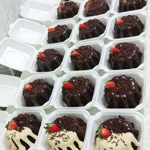 imagem do produto Mini bolo vulcão 12 cm