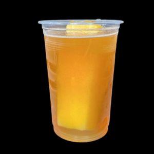 imagem do produto Corpão de vodka tradicional com gelo e energético de Maçã Verde 🍏