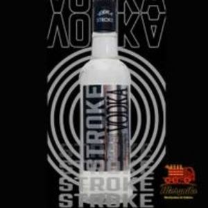 imagem do produto Stroke Vodka 900 ml