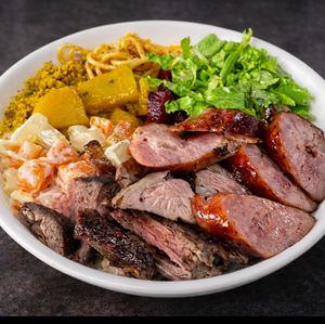 imagem do produto Marmitex P com uma opção de carne