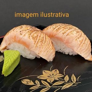 imagem do produto Niguiri salmão maçaricado 4 unidades 