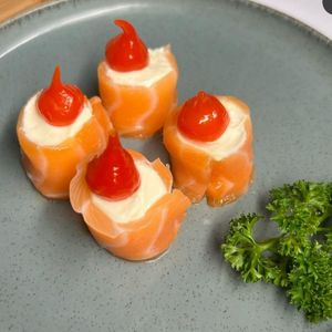 imagem do produto Joe salmão com pimenta biquinho " pimenta biquinho 4 unidades 