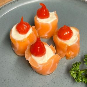 imagem do produto Joe salmão com pimenta biquinho " 8 unidades 