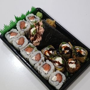 imagem do produto Combo vermelho "II com temak grelhado 14 peça 