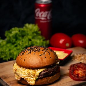 imagem do produto Salada Umami + batata frita