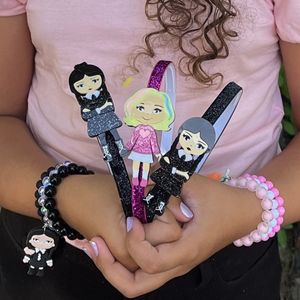 imagem do produto Tiara wandinha e enid