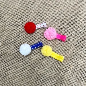 imagem do produto Quarteto de pompons escolares 