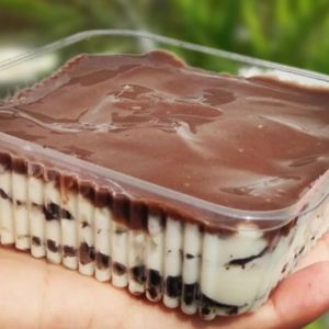 imagem do produto Pavê Tradicional Com Ganache De Chocolate ( BISCOITO OREO )