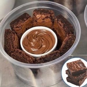 imagem do produto Tirinhas De Brownie Com Recheio 