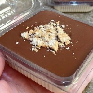 imagem do produto Pavê Tradicional Com  Ganache De Chocolate ( BISCOITO MAIZENA )