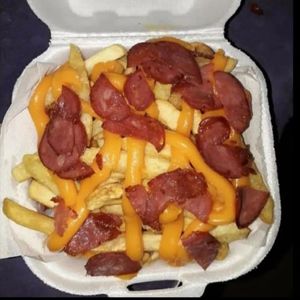 imagem do produto Batata-frita c/ cheddar e calabresa 