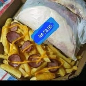 imagem do produto 2 X-burgue arabe + batata-frita c/ cheddar / calabresa 200 g