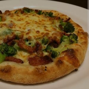 imagem do produto ESFIHA DE BRÓCOLIS 