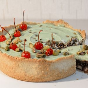 imagem do produto Torta de Pistache com Duo de Ganache