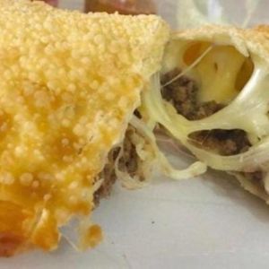 imagem do produto Pastel Carne com queijo 