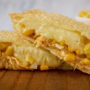 imagem do produto Pastel Frango com queijo e milho 