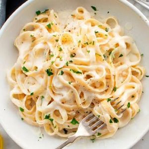 imagem do produto Fettuccine ao molho Alfredo 