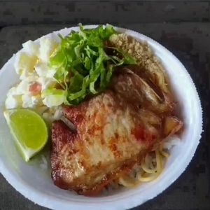 imagem do produto Carré com salada de macarronese