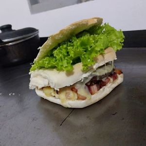 imagem do produto X-BACON - SALADA