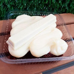 imagem do produto BROWNIE KITKAT CHOCOLATE BRANCO 