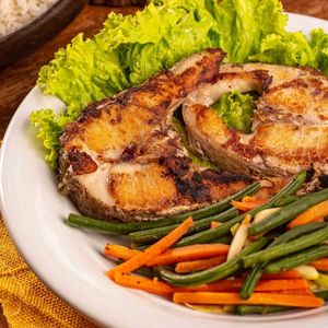 imagem do produto Posta de Peixe grelhado com Legumes 