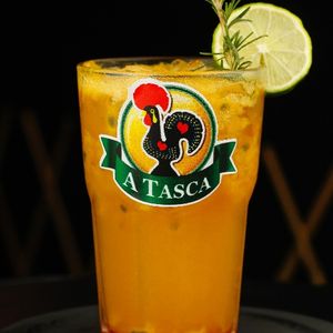 imagem do produto CAIPIROSKA VODKA sabores, morango, kiwi, manga, abacaxi, maracujá , limão siciliano, ATENÇÃO consultar disponibilidade dos sabores antes do pedido