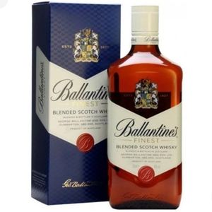 imagem do produto WHISKY BALLANTINES garrafa 750ml