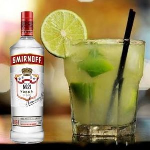 imagem do produto Caipiroska limão 🍋/vodka Smirnoff