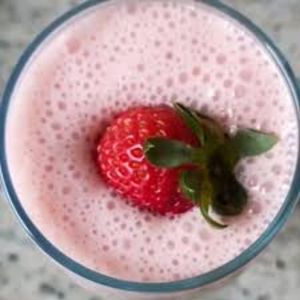 imagem do produto Batida de Morango (c/álcool) 🍓 