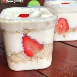 imagem do produto Bolo no pote Ninho c/ Morango 