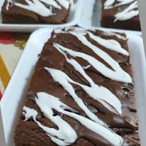 imagem do produto Fatia de bolo de chocolate (zero.glúten zero.açúcar zero lactose 