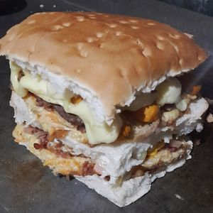imagem do produto ESPECIAL DUPLO PÃO DE HAMBÚRGUER  