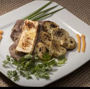 imagem do produto MARMITA VEGETARIANA 150G BATATA DOCE REFOGADA  + 2 FATIAS DE QUEIJO COALHO