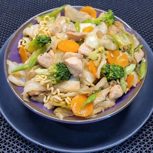 imagem do produto 25- Yakisoba de Frango