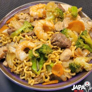 imagem do produto 28- Yakisoba Japa Especial