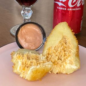imagem do produto Coxinha | Frango c/ requeijão 