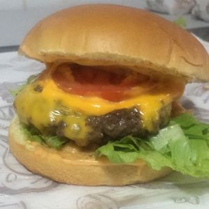 imagem do produto X-Salada Artesanal: Carne 150 gramas. 