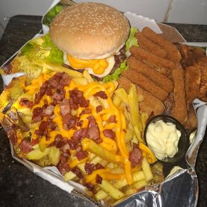 imagem do produto Caixa individual com x-Salada artesanal 