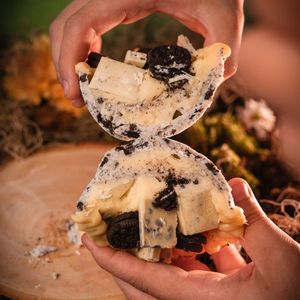 imagem do produto Ovo de colher LAKA OREO 