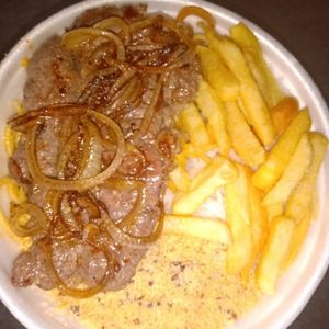 imagem do produto Contra filé acebolado c/ fritas
