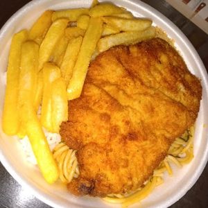 imagem do produto Frango á milanesa c/fritas