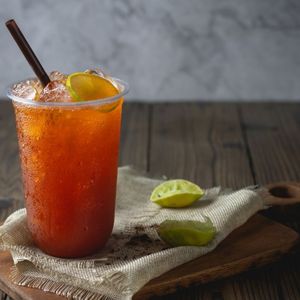 imagem do produto Copão de Negroni 500 ML Com Gelo de Sabor (Drink Italiano)