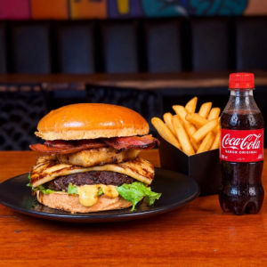 imagem do produto combo tropical burguer 
