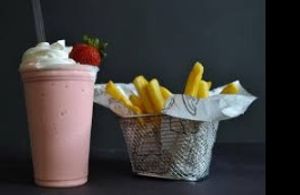 imagem do produto adicional batata e milk shake
